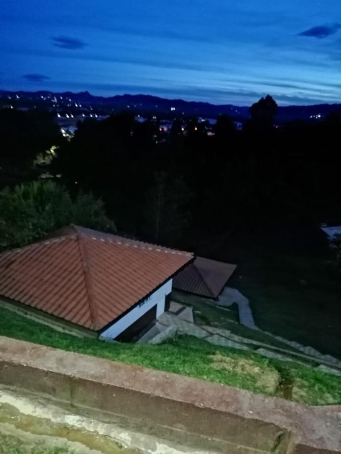 Hostal Hollywood Inn Rionegro Exterior photo