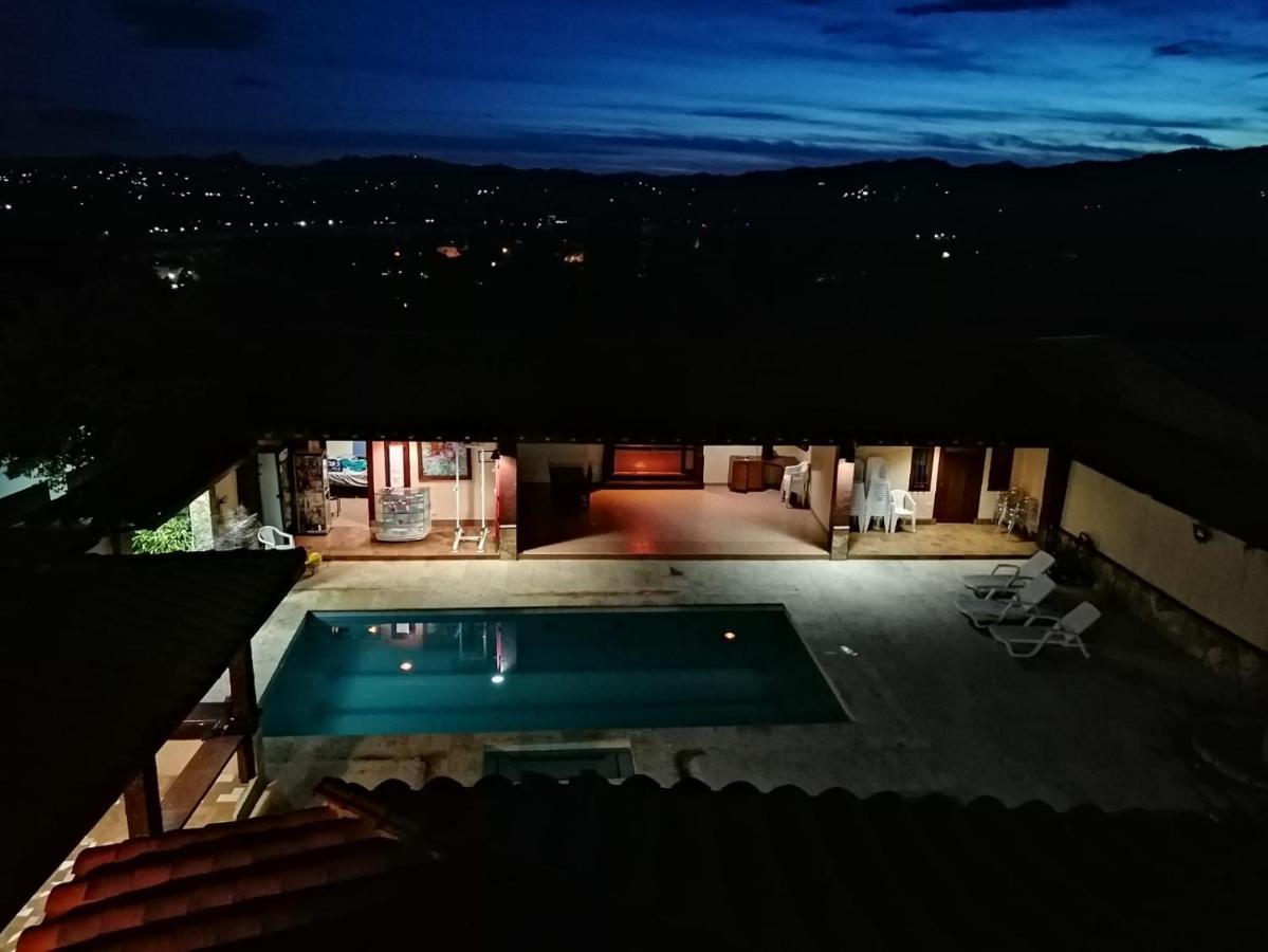 Hostal Hollywood Inn Rionegro Exterior photo